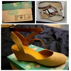 Soda Women's Tan Wedge Sandals